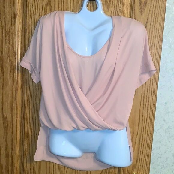 Women’s Small lightweight, Hi-Low blouse. - Picture 1 of 7